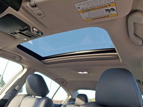 Used 2023 Subaru Legacy Limited image 14