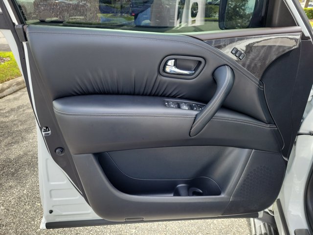 Used 2022 Nissan Armada Platinum w/ Captain's Chairs Package RWD image 17