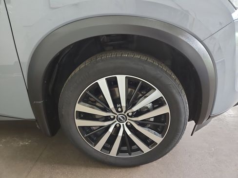 Used 2023 Nissan Pathfinder Platinum w/ Lighting Package (N92) image 23