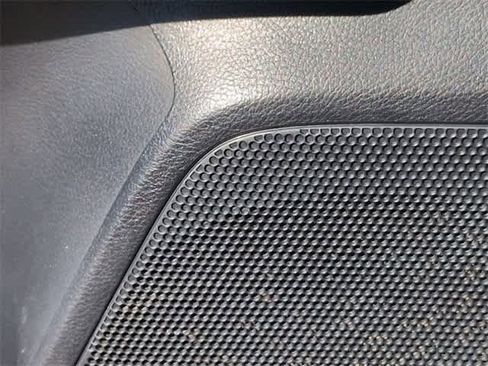 Used 2019 Toyota Tacoma TRD Sport image 30