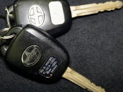 Used 2015 Scion FR-S image 23