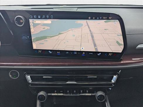 New 2026 Chevrolet Traverse Z71 w/ Enhanced Driving Package image 14