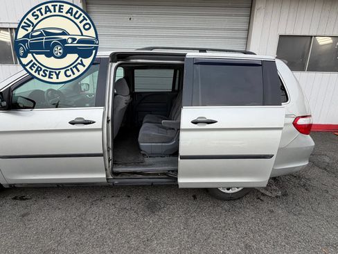 Used 2005 Honda Odyssey LX image 8
