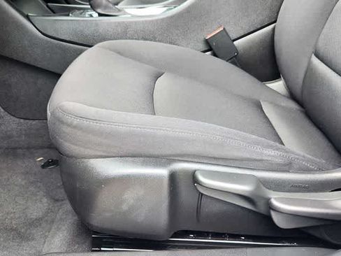 Used 2021 Chevrolet Malibu LS FWD image 24
