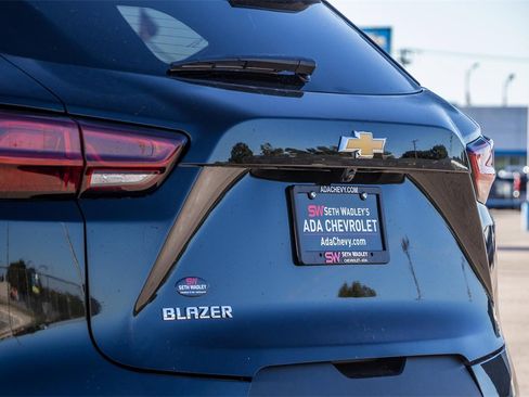 New 2025 Chevrolet Blazer LT w/ LPO, Floor Liner Package image 7
