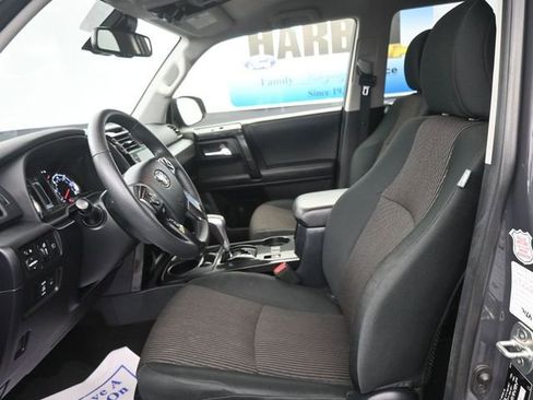 Used 2024 Toyota 4Runner TRD Off-Road image 12