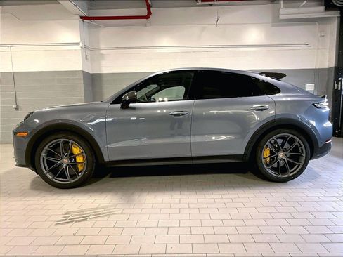 New 2026 Porsche Cayenne Turbo GT AWD/4WD image 2