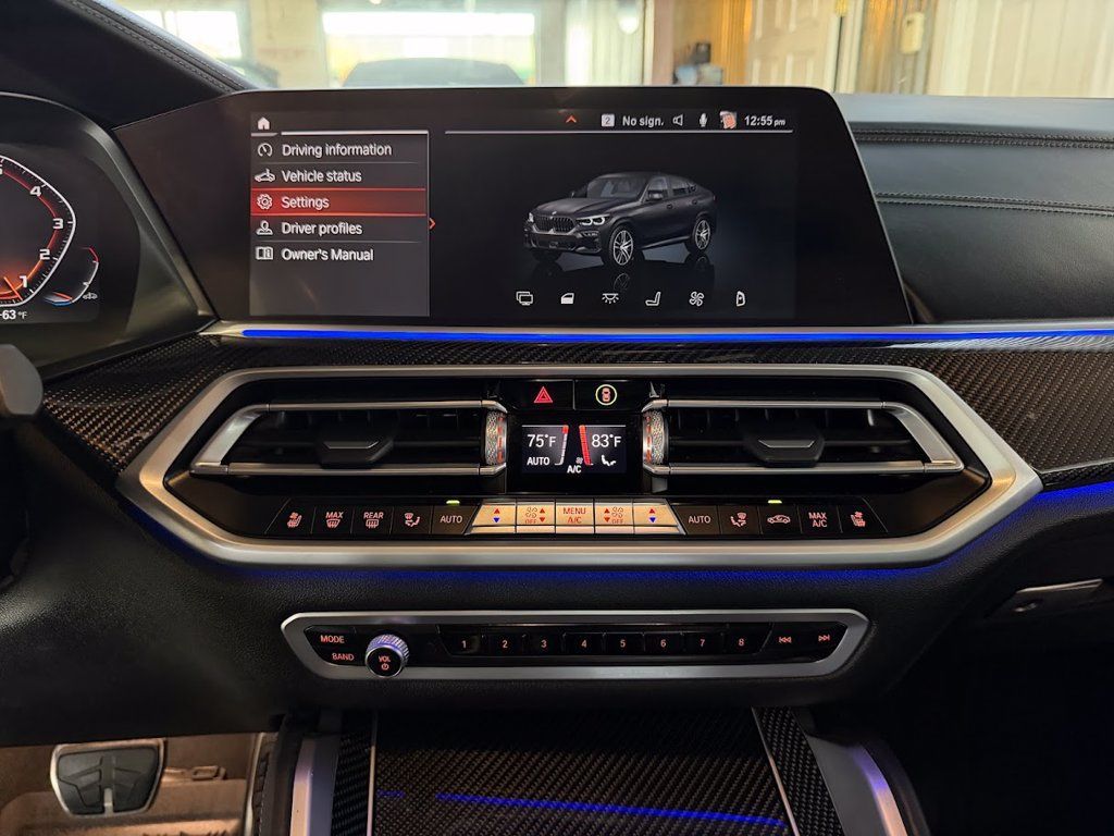 Used 2022 BMW X6 M50i AWD/4WD image 19