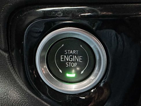 Used 2024 Chevrolet Silverado 2500 LT image 34