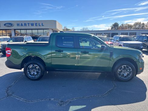 New 2025 Ford Maverick XLT w/ XLT Luxury Package image 22