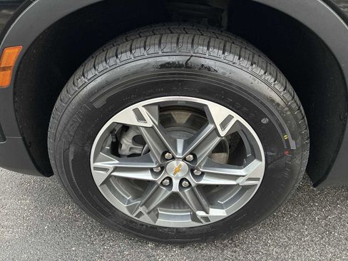 Certified 2023 Chevrolet Blazer LT w/ Driver Confidence Package image 32