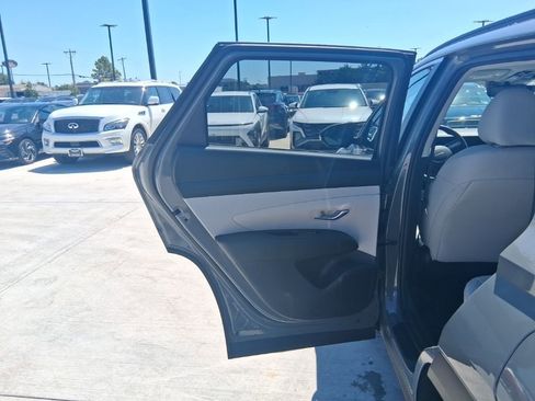 New 2025 Hyundai Tucson SEL FWD image 15