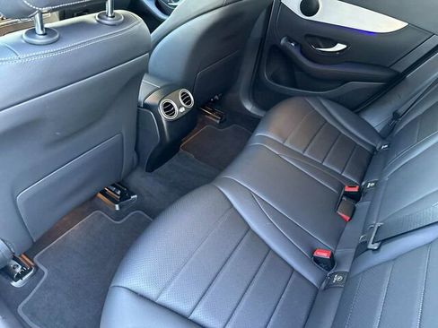Used 2022 Mercedes-Benz GLC 300 image 15