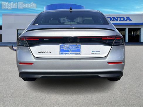 Used 2023 Honda Accord Sport image 6