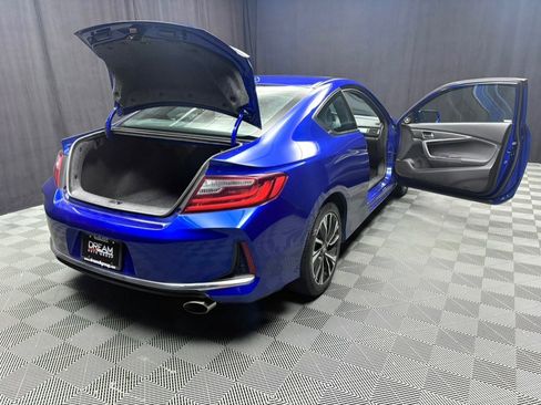 Used 2017 Honda Accord EX image 18