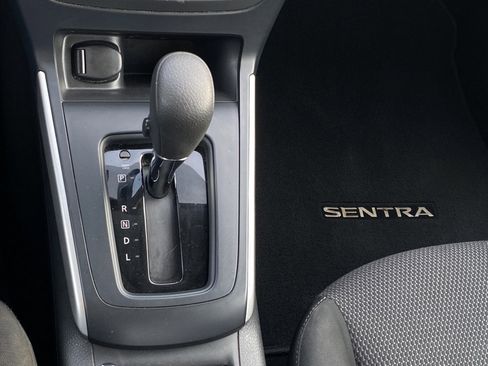 Used 2018 Nissan Sentra S image 14