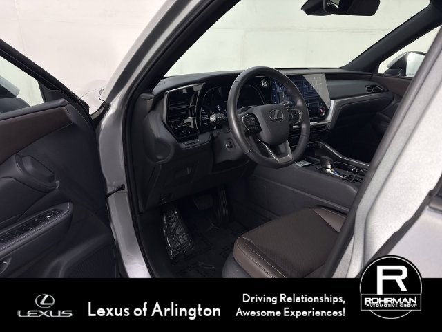 Used 2026 Lexus TX 350 AWD w/ Technology Package image 5