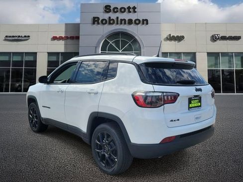 New 2026 Jeep Compass Latitude image 3