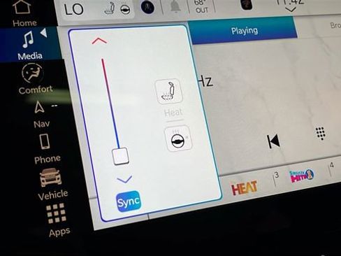 New 2026 Jeep Grand Cherokee Altitude AWD/4WD image 36