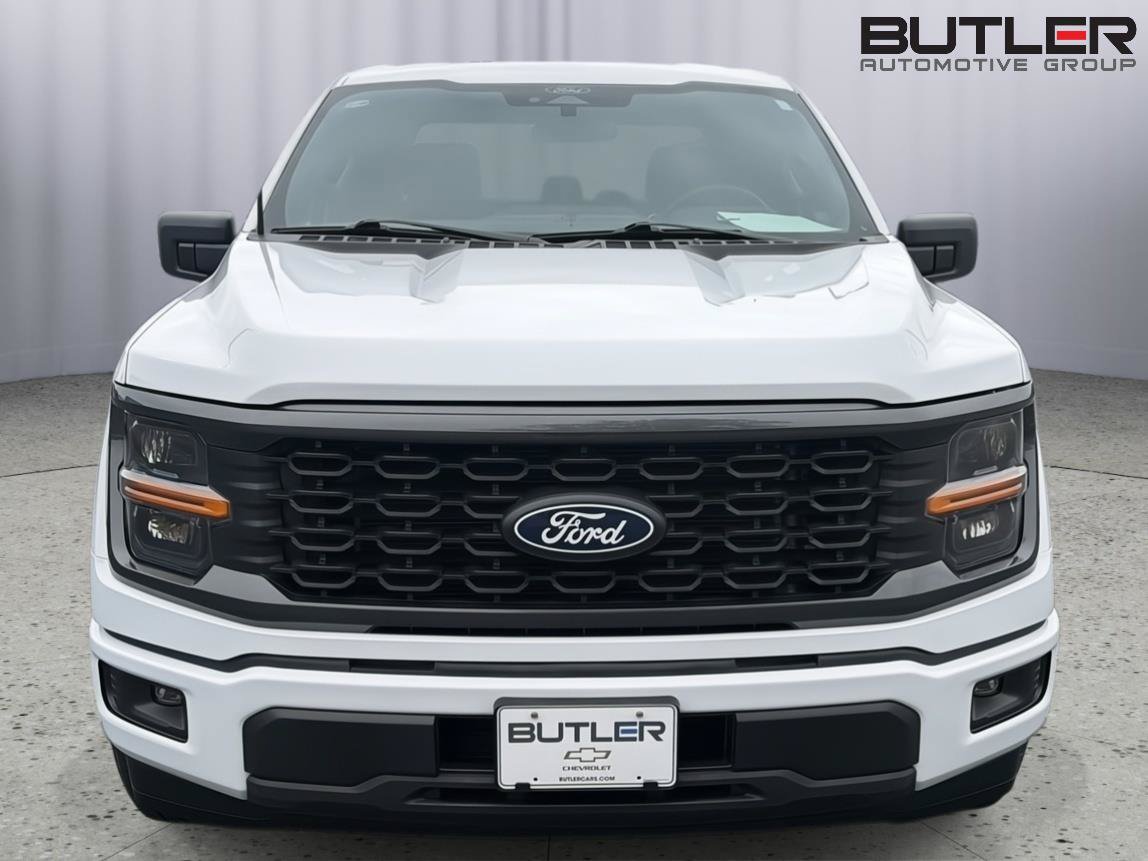 Used 2025 Ford F150 STX w/ Equipment Group 200A RWD image 9