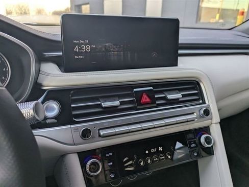 New 2026 Genesis G70 2.5T image 9