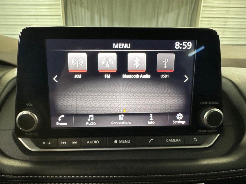 Used 2023 Nissan Rogue S FWD image 12