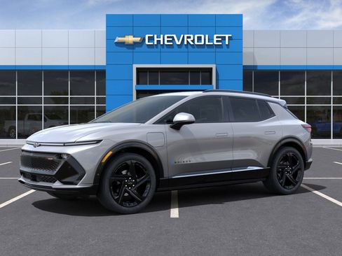 New 2025 Chevrolet Equinox EV RS image 35