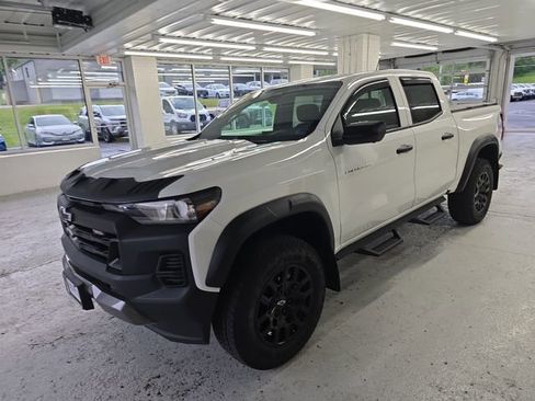 Certified 2026 Chevrolet Colorado Trail Boss AWD/4WD image 2