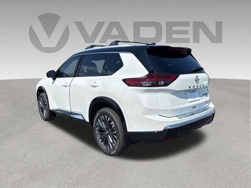 New 2026 Nissan Rogue Platinum AWD/4WD image 11