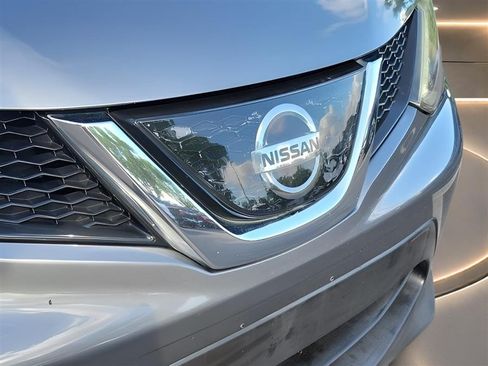 Used 2019 Nissan Rogue Sport SV w/ Technology Package FWD image 24
