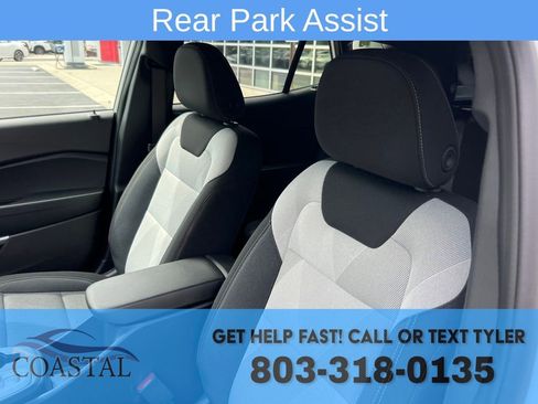 Used 2026 Chevrolet Trax RS w/ Sunroof Package FWD image 10