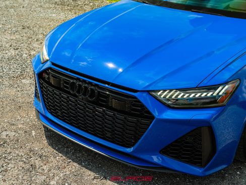 Used 2024 Audi RS 6 performance AWD/4WD image 5