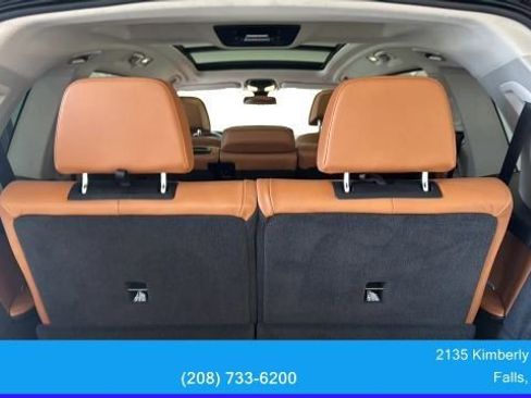 Used 2022 BMW X7 xDrive40i w/ Premium Package AWD/4WD image 41