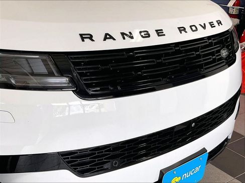 Used 2025 Land Rover Range Rover Sport SE AWD/4WD image 31