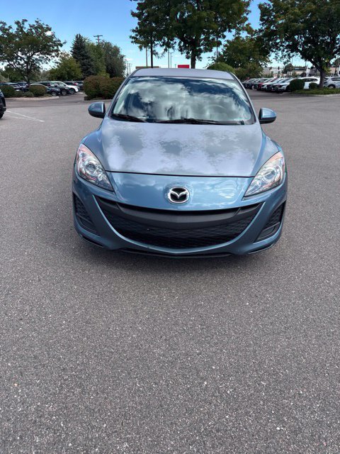 Used 2011 MAZDA MAZDA3 i Touring FWD image 2