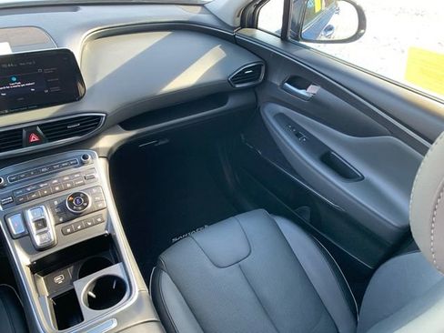 Used 2023 Hyundai Santa Fe Limited image 21