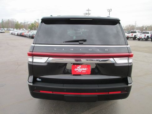 Used 2023 Lincoln Navigator Reserve w/ Equipment Group 201A image 6
