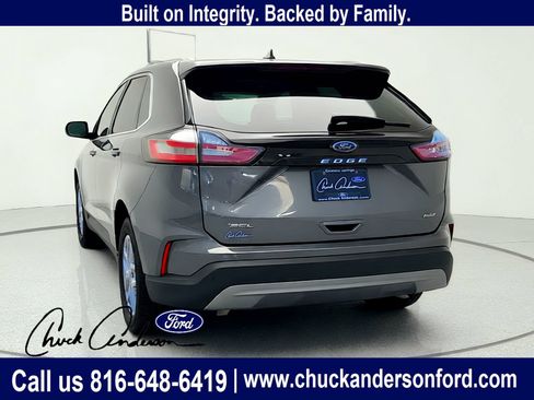 Used 2024 Ford Edge SEL AWD/4WD image 6