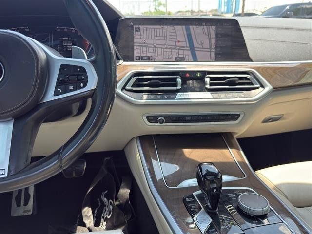 Used 2022 BMW X5 sDrive40i w/ M Sport Package RWD image 13