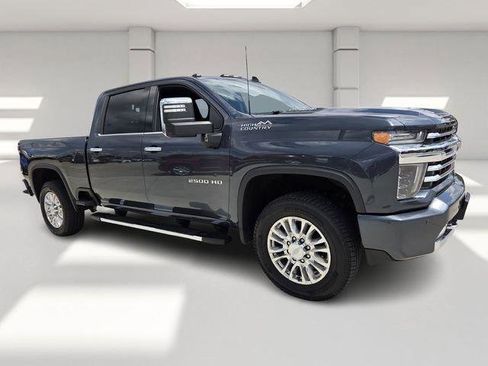 Used 2020 Chevrolet Silverado 2500 High Country w/ Technology Package image 7