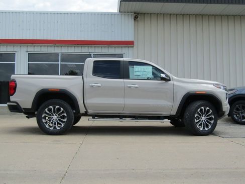 New 2026 GMC Canyon Denali AWD/4WD image 2
