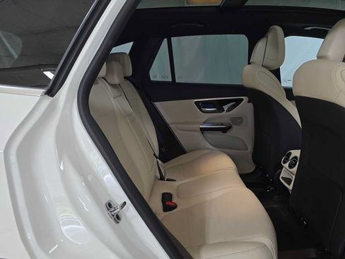 Certified 2026 Mercedes-Benz GLC 300 4MATIC image 12