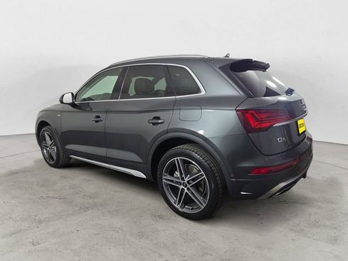Used 2021 Audi Q5 e Prestige w/ Prestige Package image 3