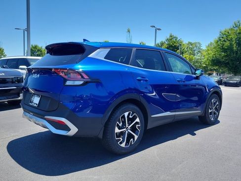 Certified 2024 Kia Sportage EX FWD image 4