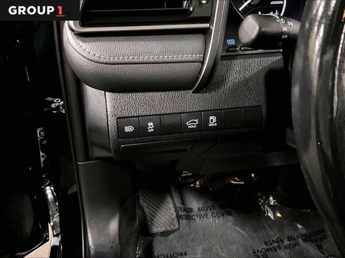 Used 2024 Toyota Camry SE FWD image 35