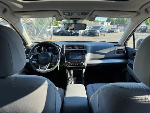 Used 2019 Subaru Outback 2.5i Premium AWD/4WD image 26