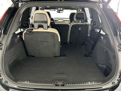 New 2026 Volvo XC90 T8 Plus image 25