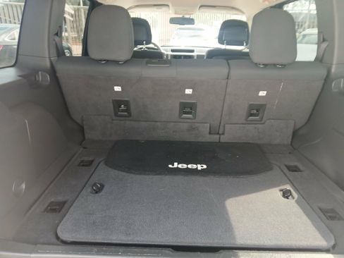 Used 2012 Jeep Liberty Sport w/ Driver Convenience Group RWD image 15