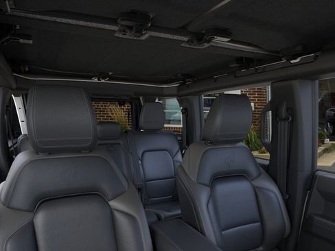 New 2025 Ford Bronco Outer Banks AWD/4WD image 12