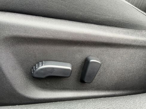 Used 2025 Nissan Altima 2.5 SV image 22